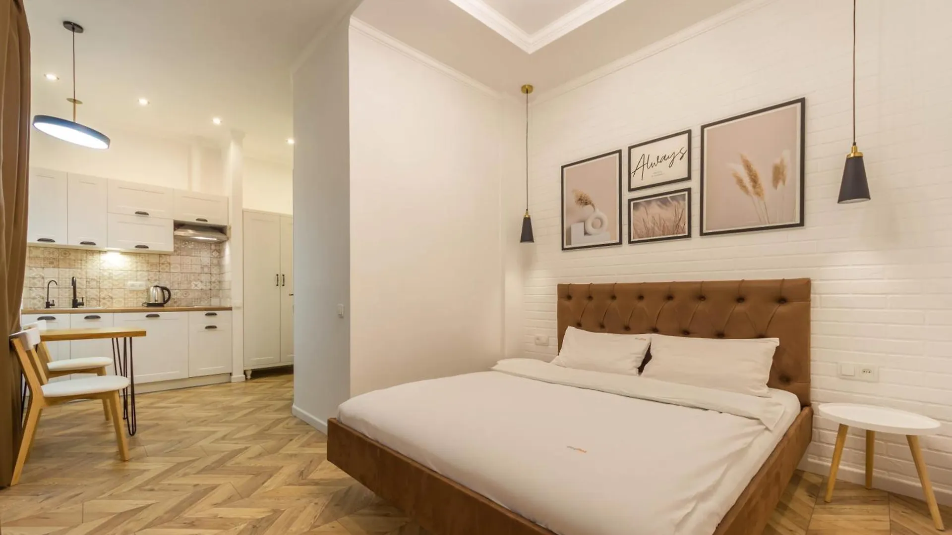 Central Dayflat Apartments