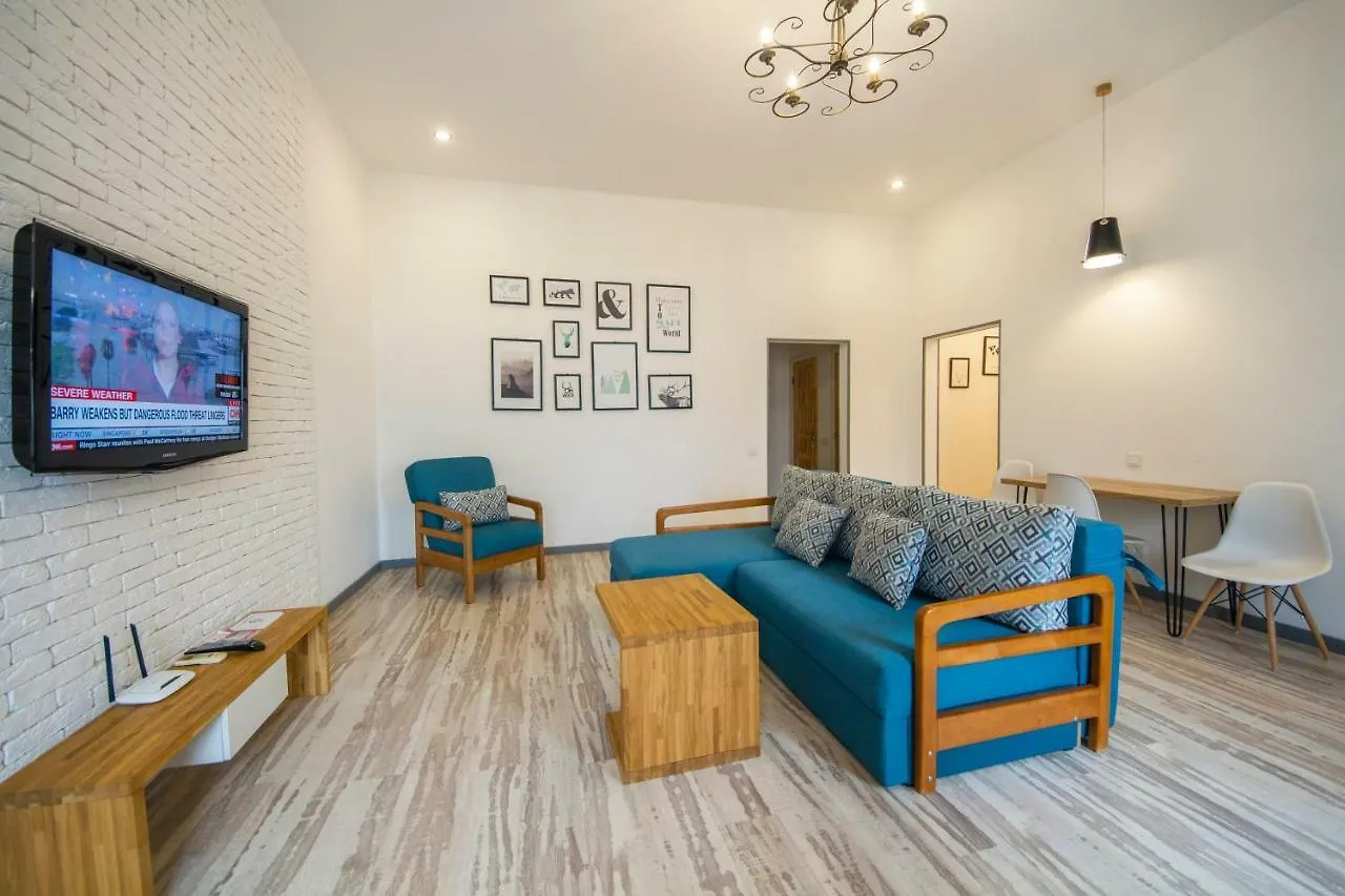 Central Dayflat Apartments